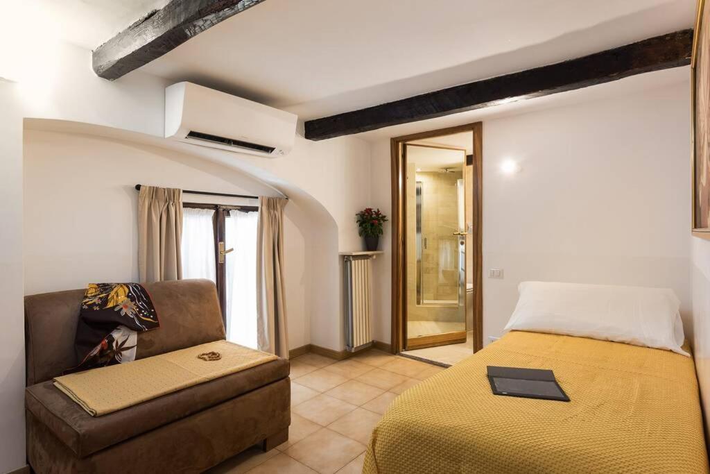 רומא Idyllia -Teatro Pompeo Apartment מראה חיצוני תמונה